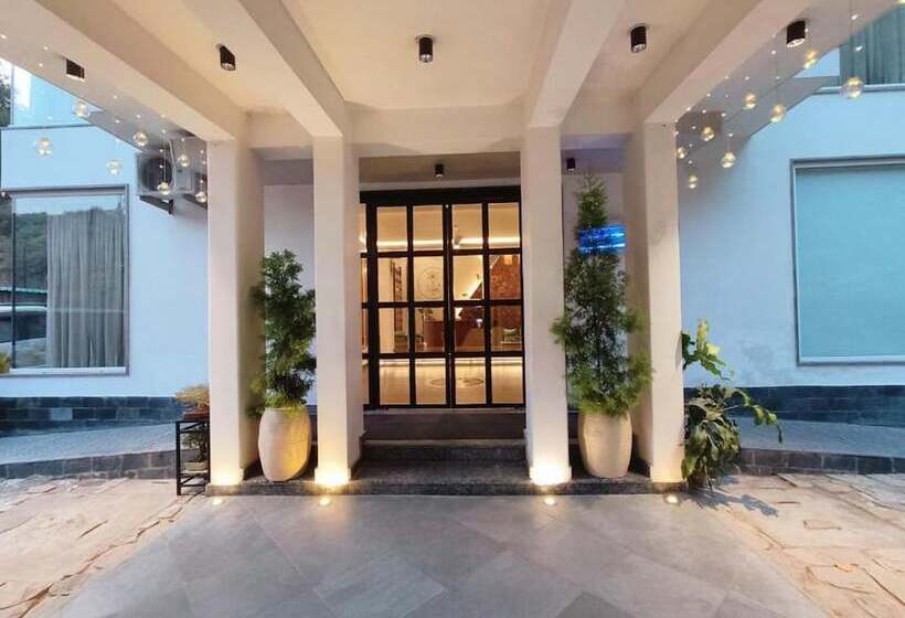 בית מלון כפרי Ataraxia Crestmont Resorts & Spa