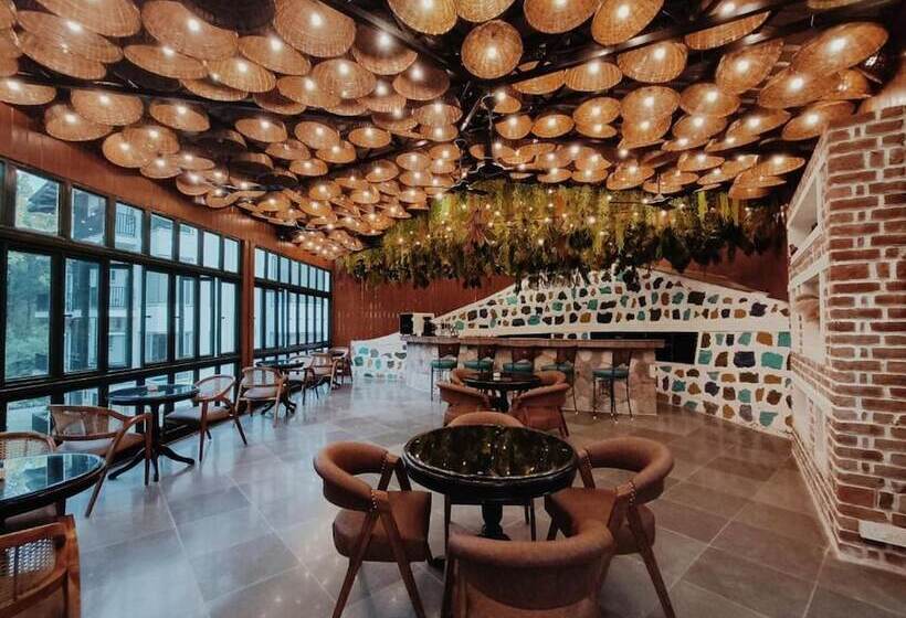 בית מלון כפרי Ataraxia Crestmont Resorts & Spa