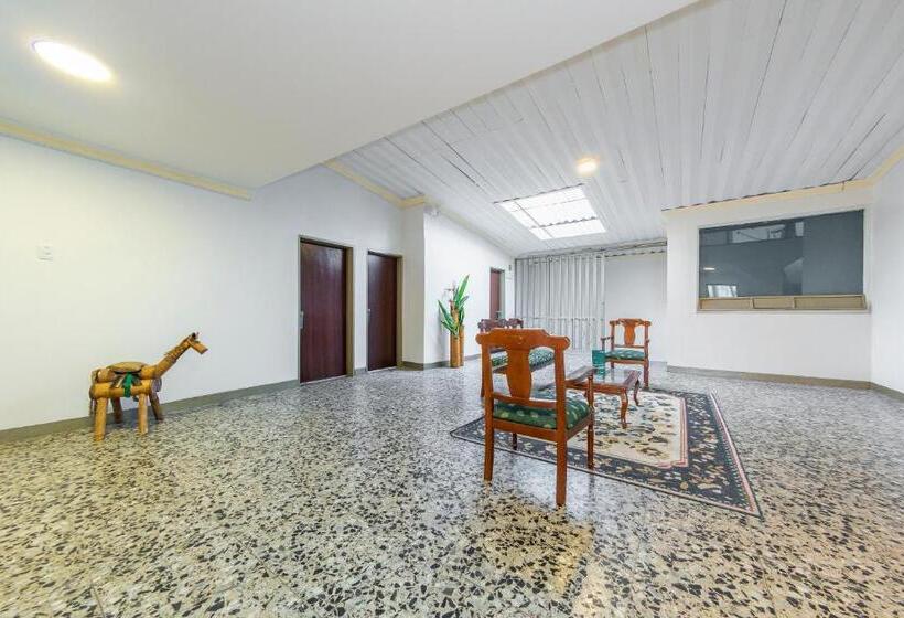 ホテル Ayenda Parque Del Quindio