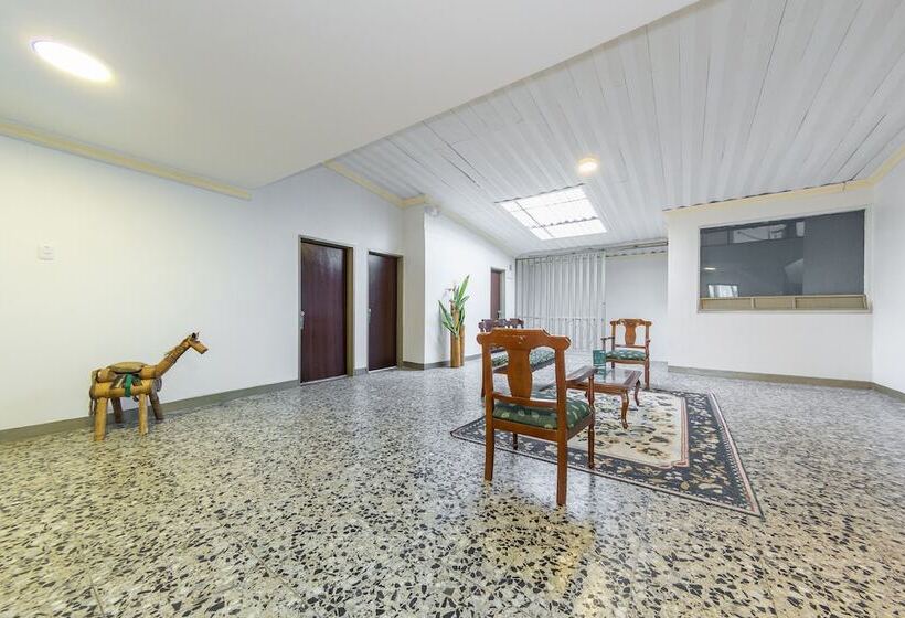 ホテル Ayenda Parque Del Quindio