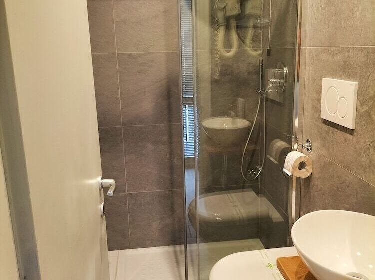 هتل Camilla Firenze