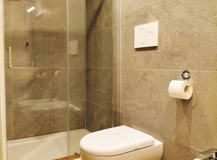 هتل Camilla Firenze