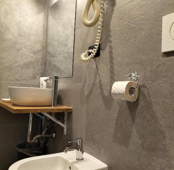 هتل Camilla Firenze