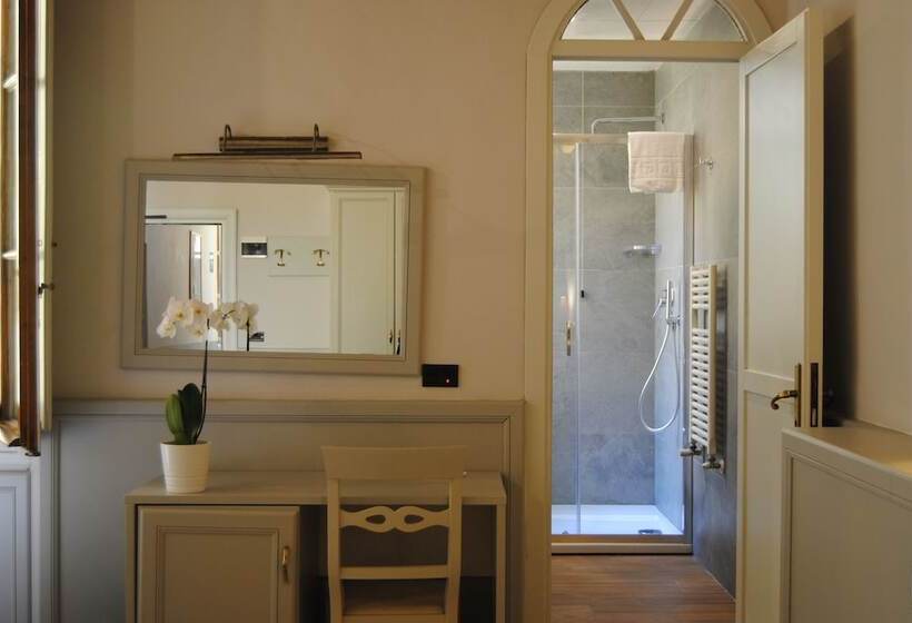 هتل Camilla Firenze