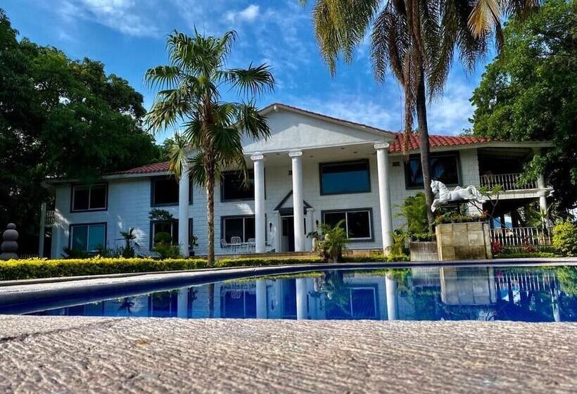 ホテル Casa De La O