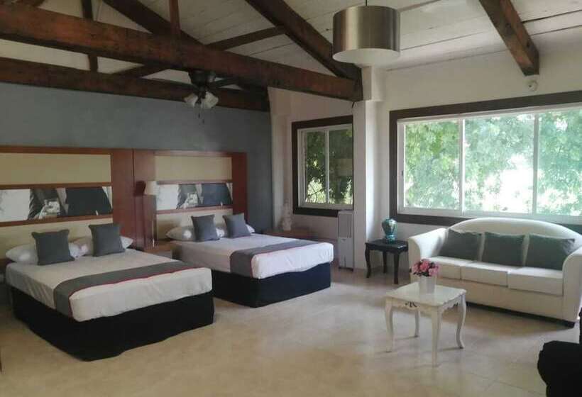 ホテル Casa De La O