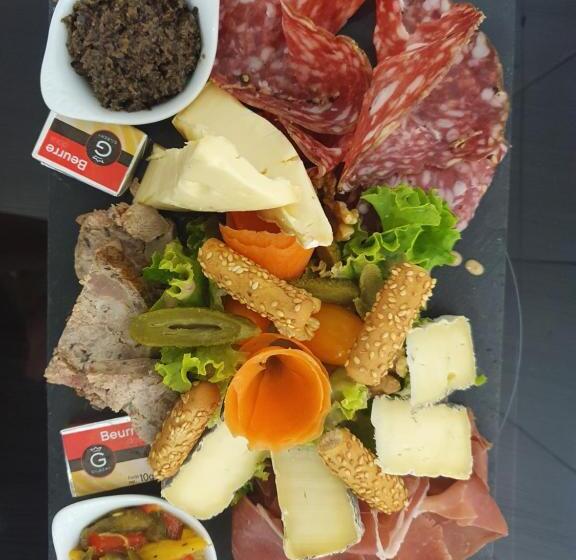 Отель Du Grand Lac