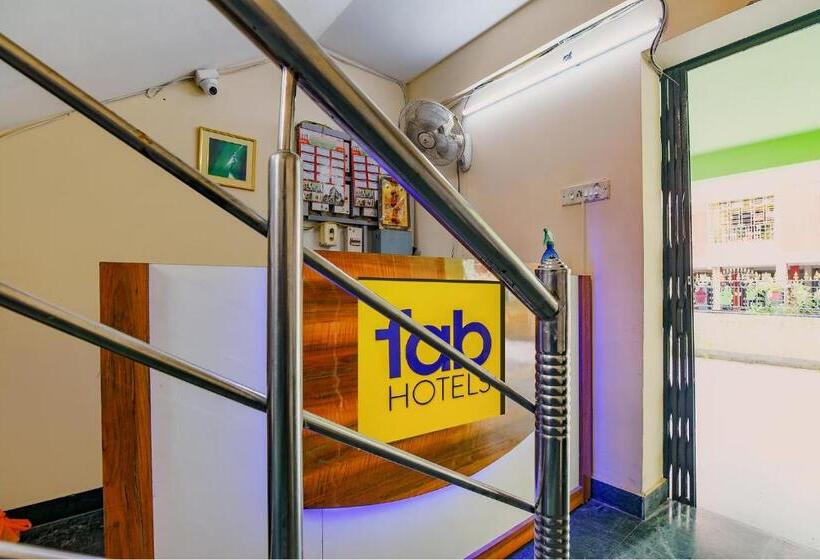 Fabhotel Capital Casa