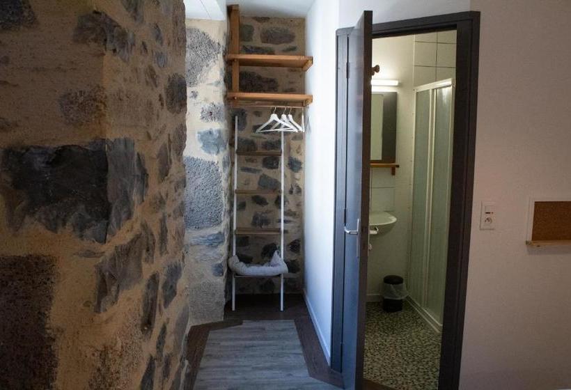 호텔 Hôtel Restaurant Le Bardière