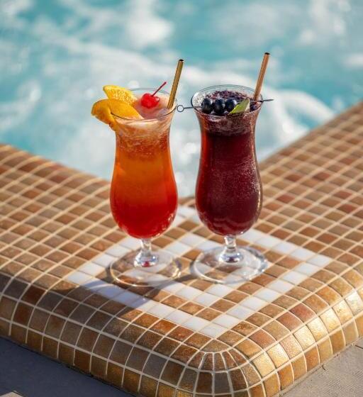 ホテル Insula Boutique