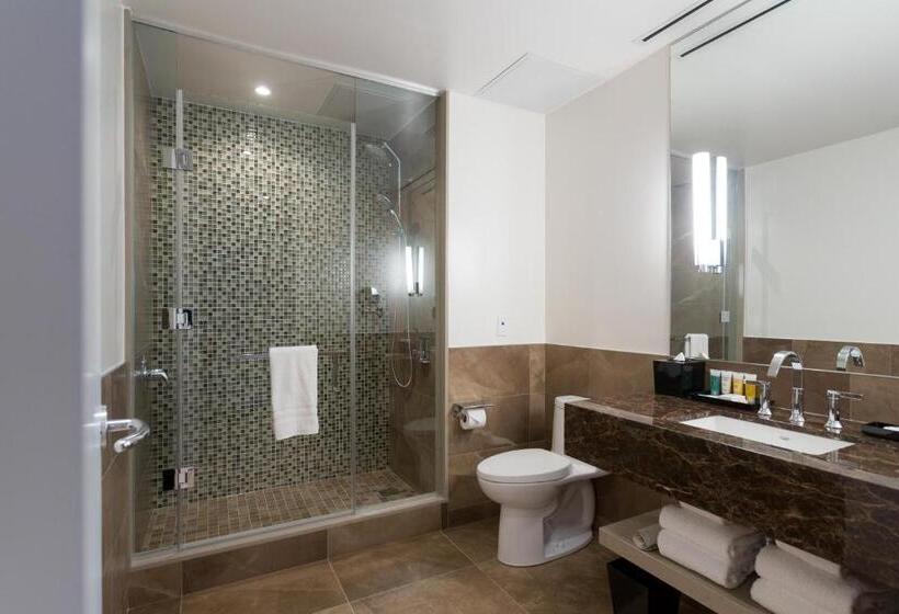 Sutton Place Hotel Toronto