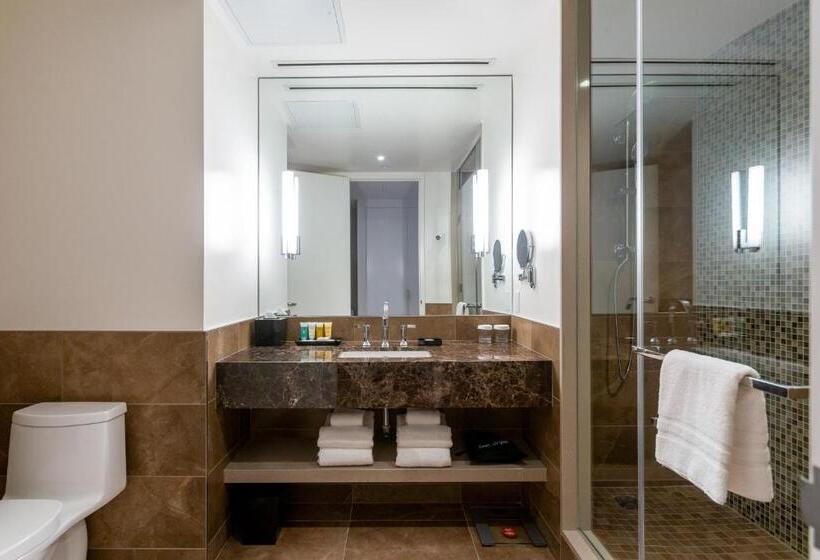 Sutton Place Hotel Toronto