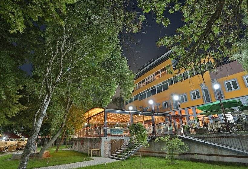 هتل Kumanovo Spa