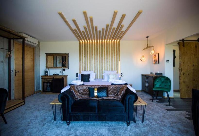 Отель La Cabane De L Hôtel Le Tourisme