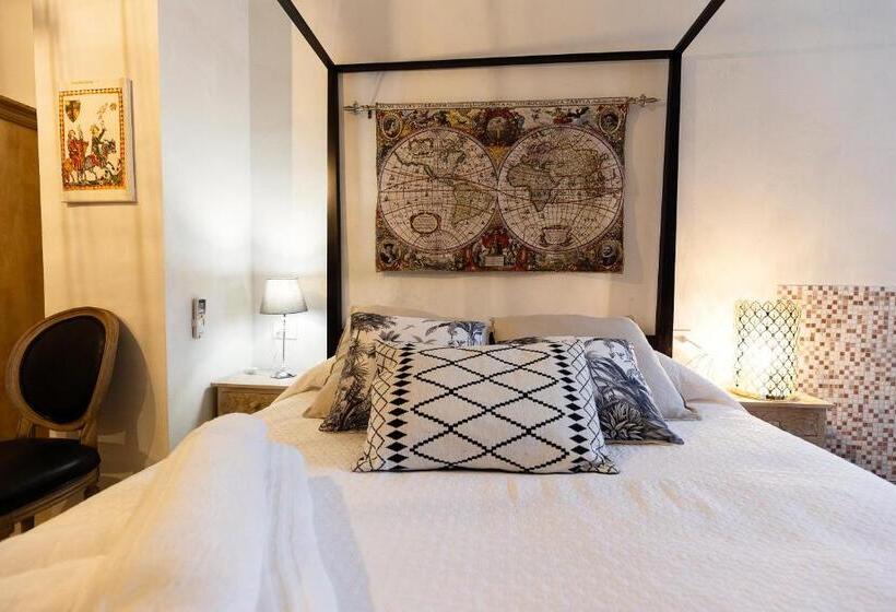 فندق Palazzo Badiale History&rooms