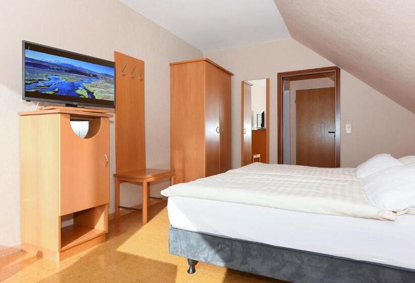 ホテル Pension Altes Siel