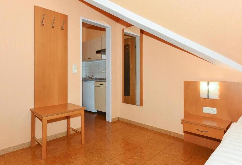 ホテル Pension Altes Siel