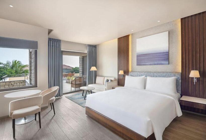 Отель Radisson Blu Resort Visakhapatnam