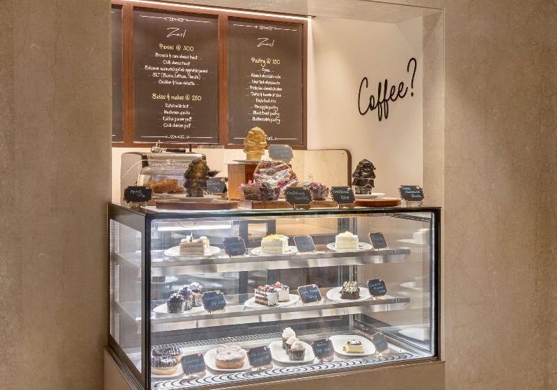 Отель Radisson Blu Resort Visakhapatnam