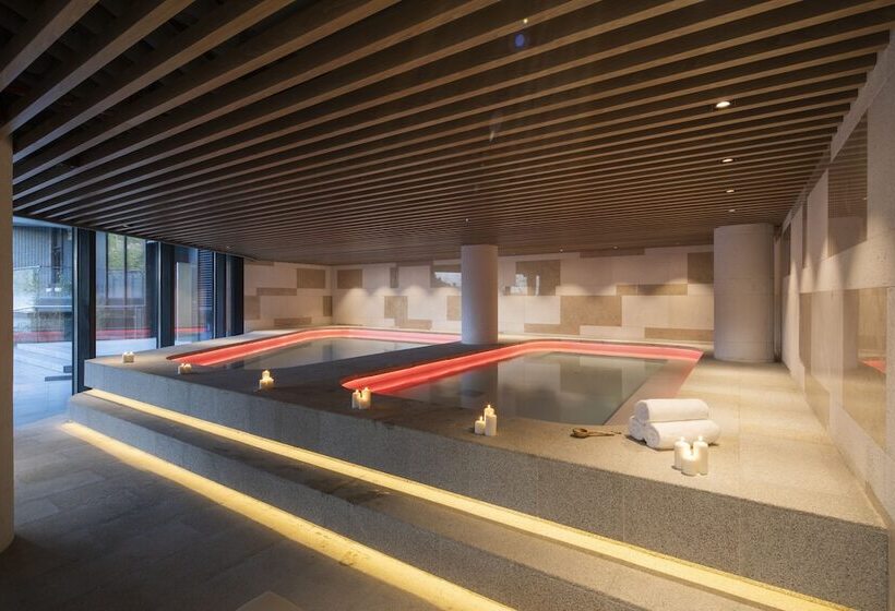 فندق Radisson Collection Resort, Nanjing