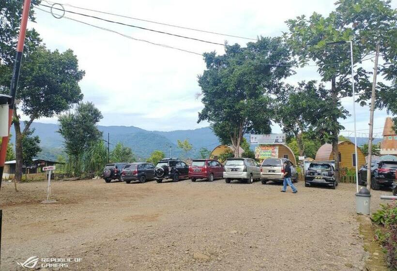 בית מלון כפרי Rumah Kurcaci D'sawah