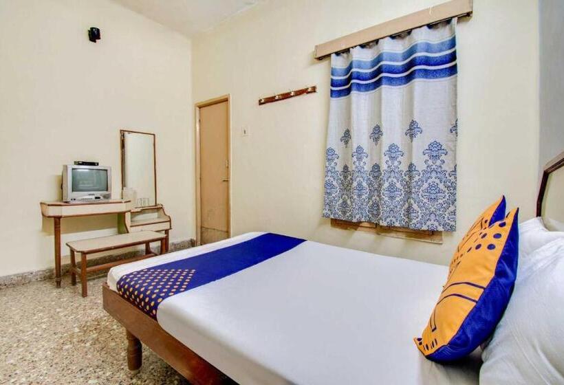 בית מלון כפרי Spot On 81147  Taj