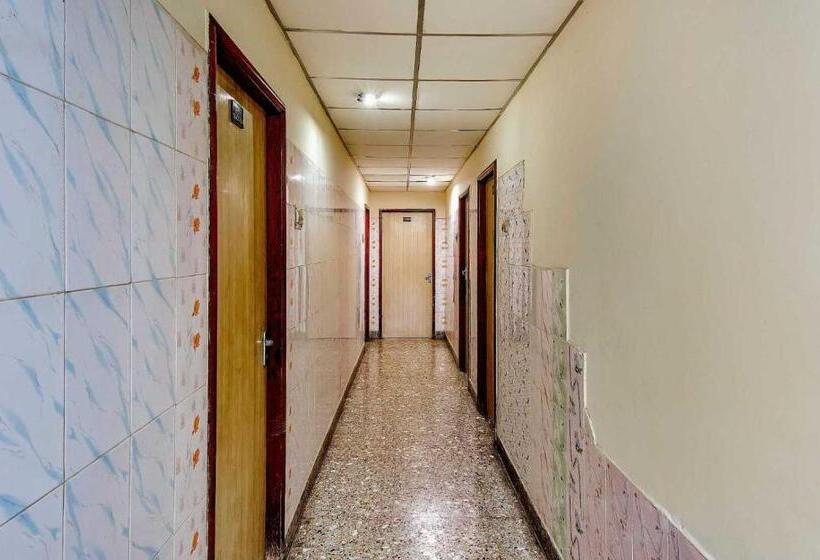 בית מלון כפרי Spot On 81147  Taj