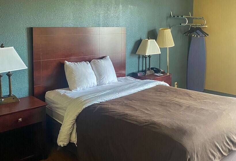 בית מלון כפרי Suburban Studios Buffalo Airport