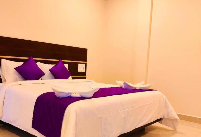 בית מלון כפרי Thaai Residency