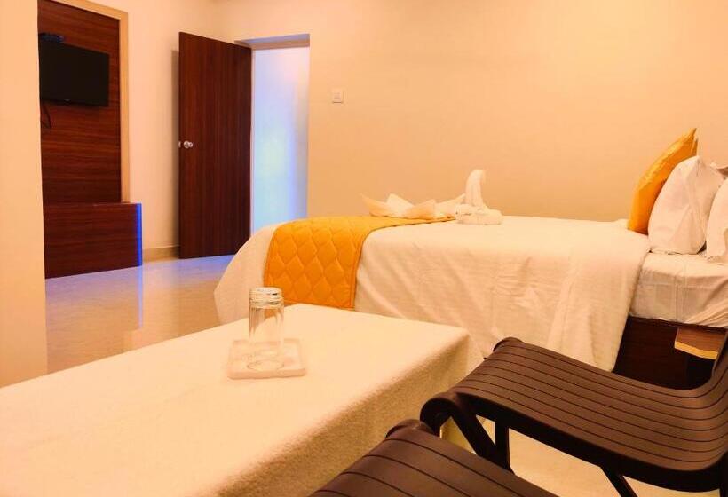 בית מלון כפרי Thaai Residency