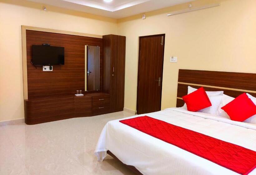 בית מלון כפרי Thaai Residency