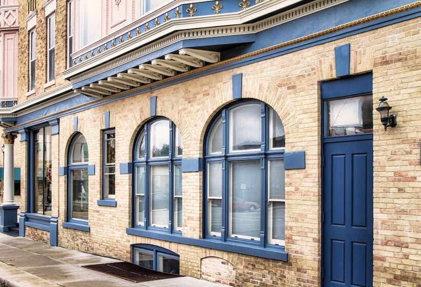 فندق The Audubon Inn Llc