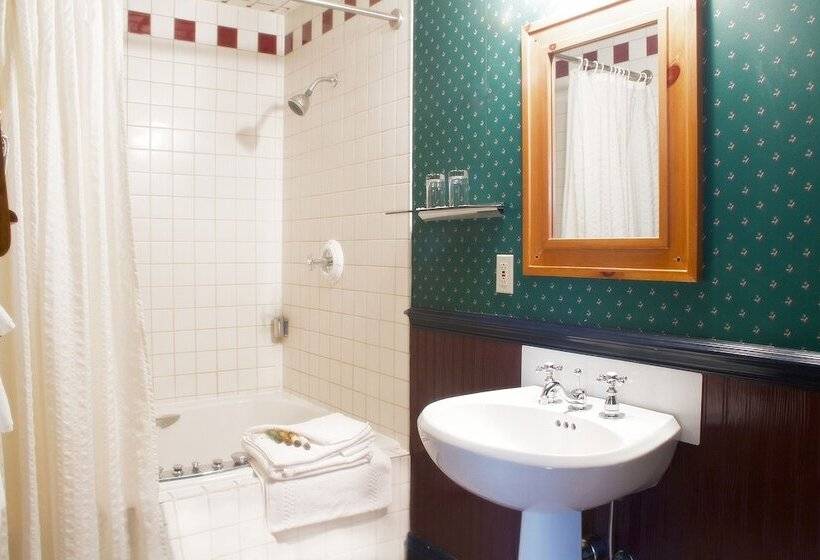 فندق The Audubon Inn Llc