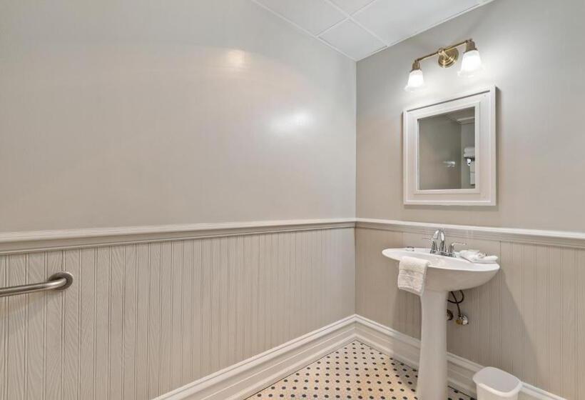 فندق The Audubon Inn Llc