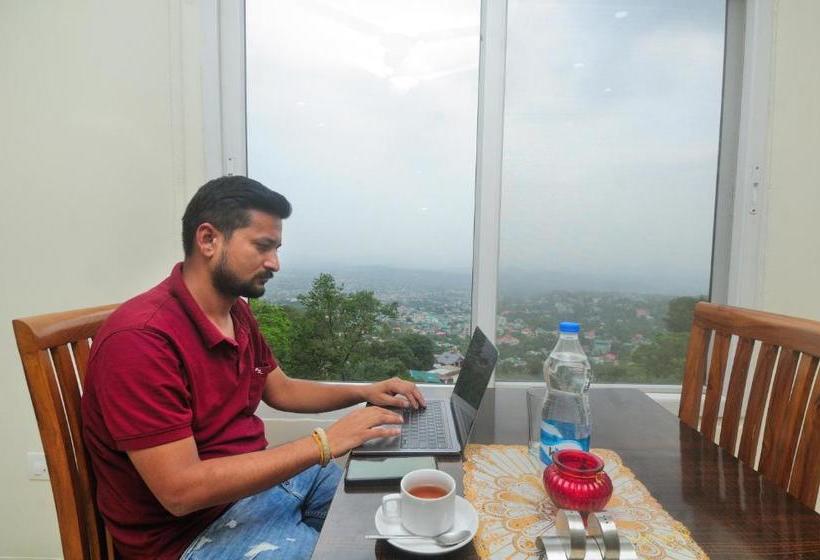 Отель La Riqueza Bliss Valley Mountain View Rooms Near To Mall Road