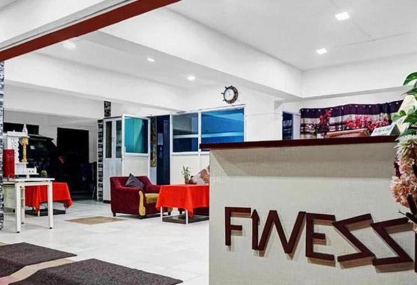 Fabhotel Prime Finesse, Airport Road