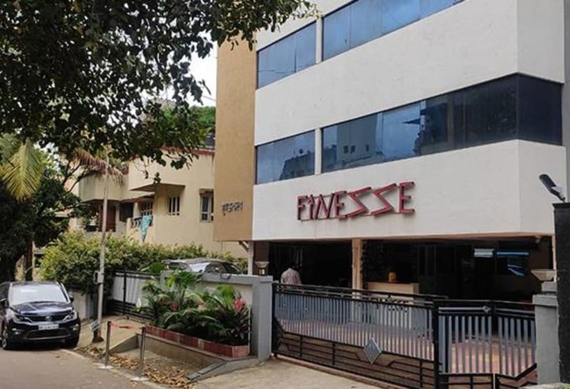 Fabhotel Prime Finesse, Airport Road