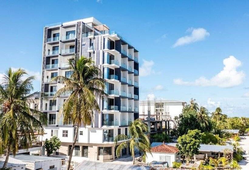 هتل Triton Prestige Seaview And Spa