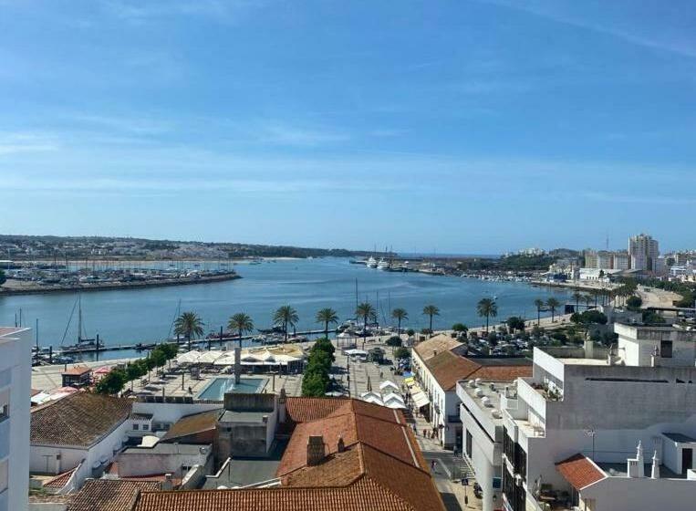 בית מלון כפרי Whe