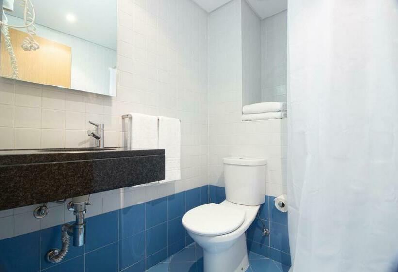 בית מלון כפרי Whe