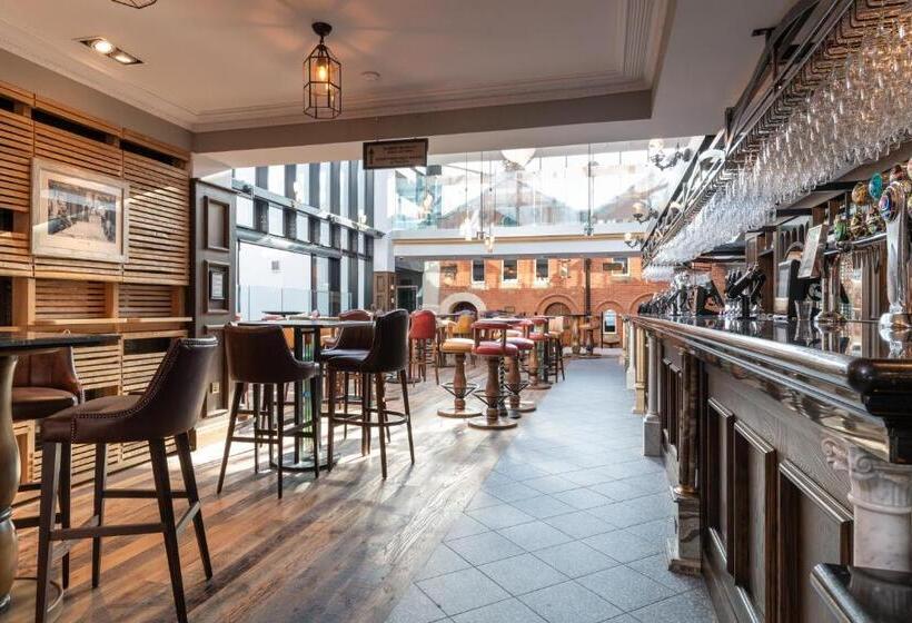 Keavan S Port Hotel , Dublin