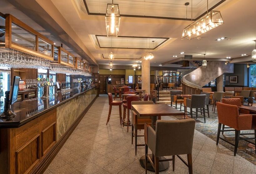 Keavan S Port Hotel , Dublin