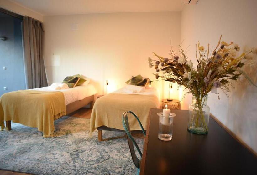 Largo Bispo Boutique Hostel