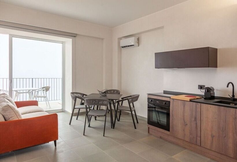 Maina Country Resort