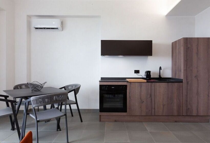 Maina Country Resort