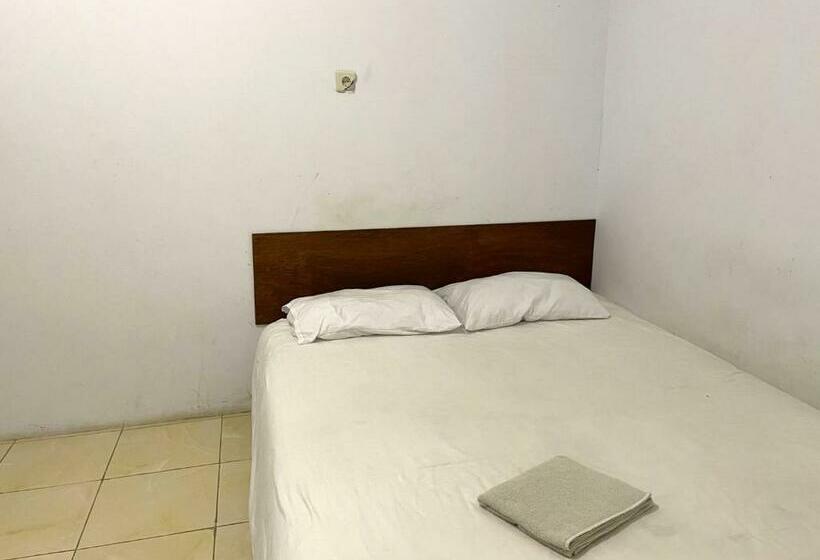 펜션 Ceria Guest House Semarang