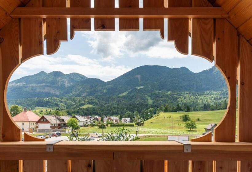 پانسیون Guesthouse & Camping Danica Bohinj