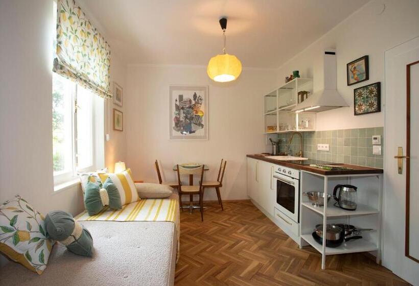 بنسيون Gästehaus Wallner