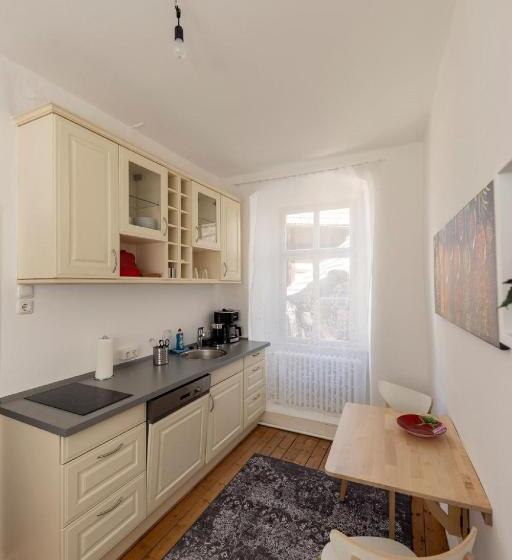 膳宿费 Gutsverwaltung Schloss Eyrichshof