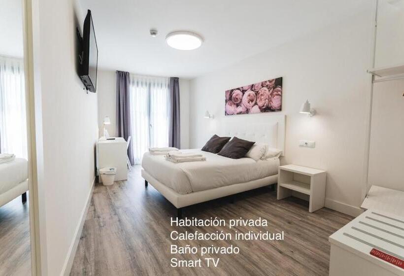 بنسيون Hostal Comfort Suites